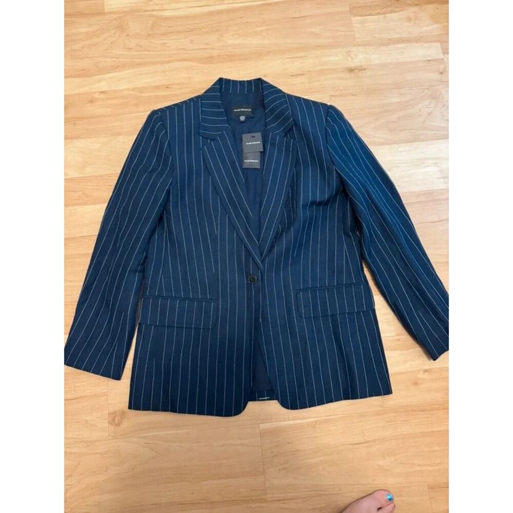 NWT Club Monaco Navy and White Pinstripe Blazer Women's Size Medium